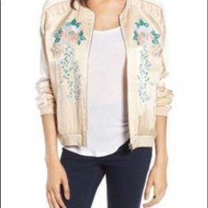BLANK NYC EMBROIDERED PINK BOMBER JACKET. SIZE SMALL 🌸